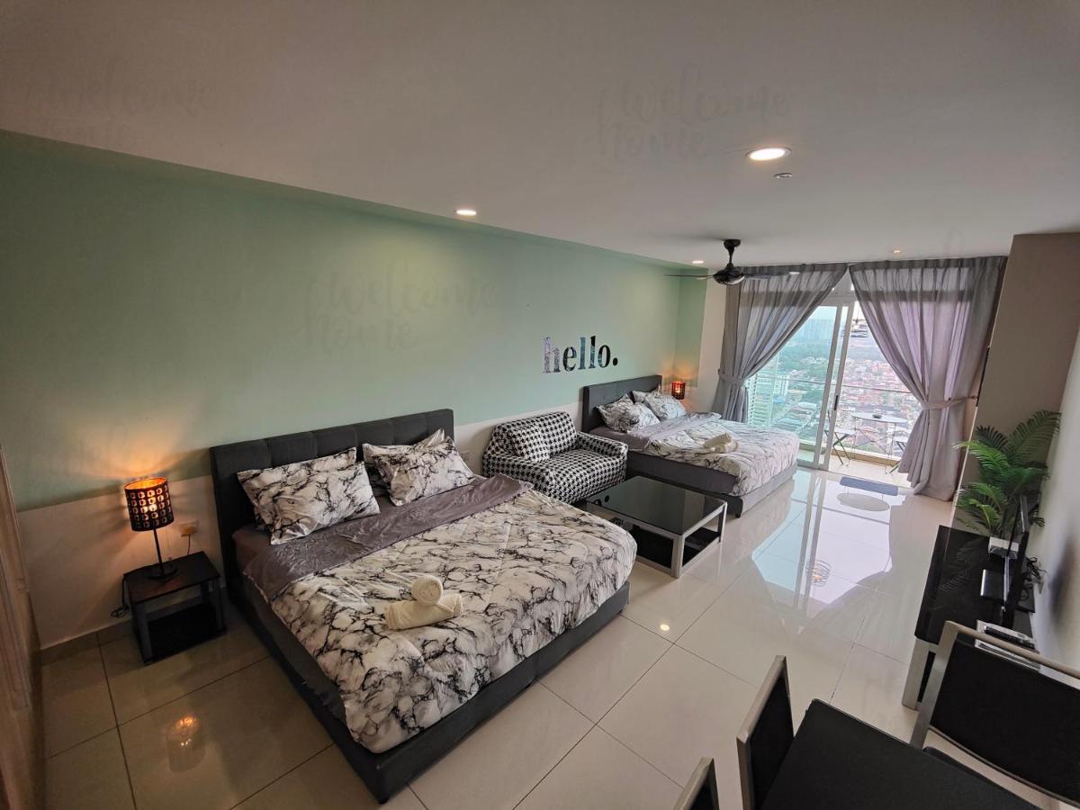 D'Esplanande Residence Homestay By Welcome Home Τζόχορ Μπάχρου Εξωτερικό φωτογραφία